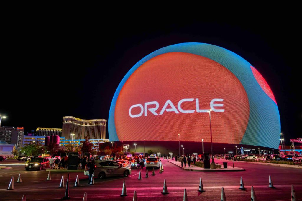 Oracle’s selloff offers a chance to buy an ‘upper-echelon’ growth stock for cheap: analyst