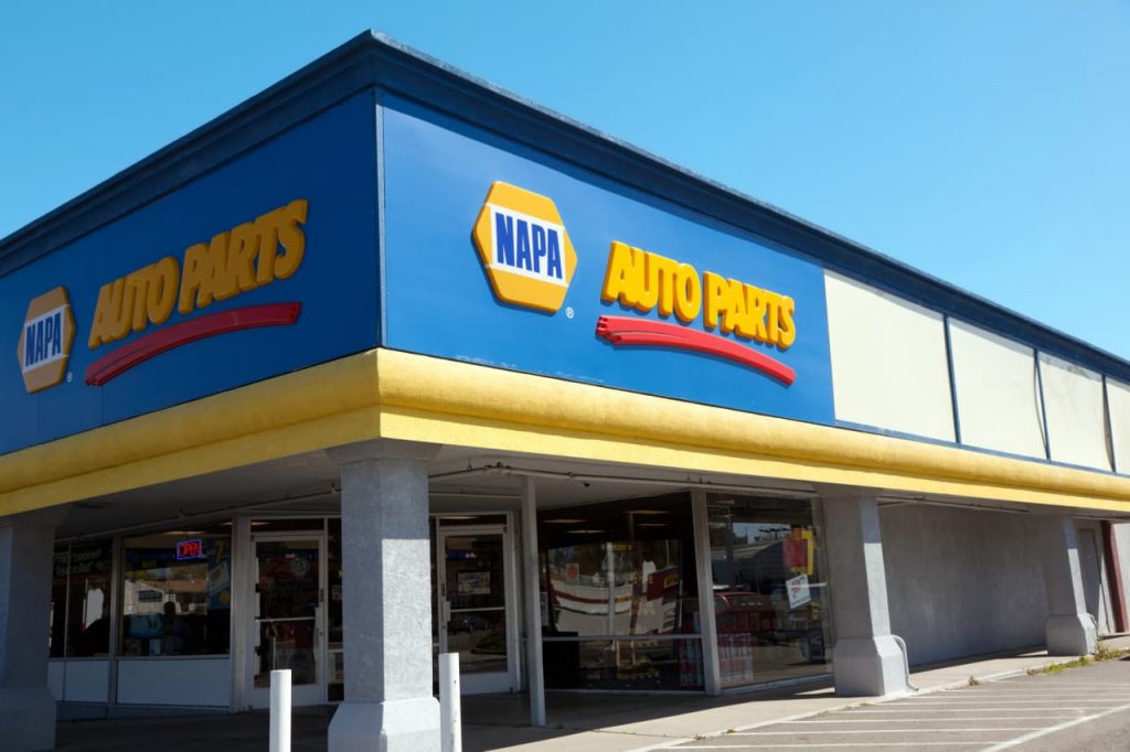 This auto-parts maker is jumping on the breakup bandwagon. Here’s why the stock is tanking.