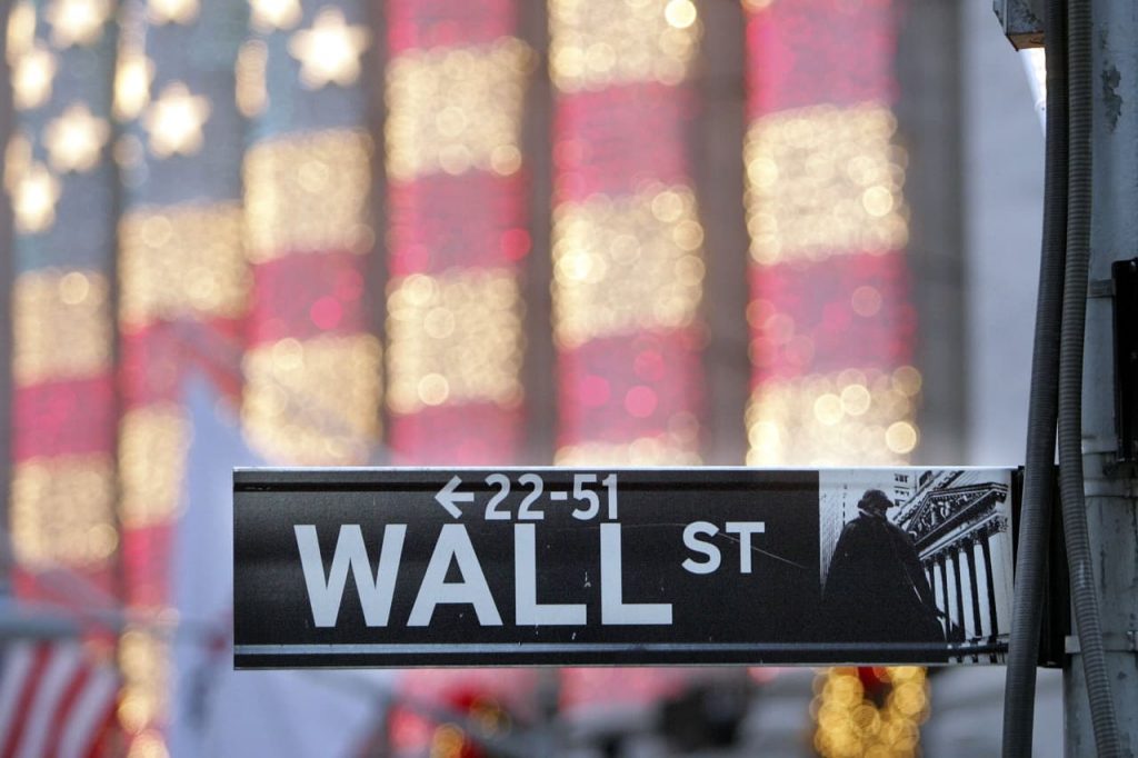 Why the S&P 500 still can’t manage to close above 7,000 Why the S&P 500 still can’t manage to close above 7,000