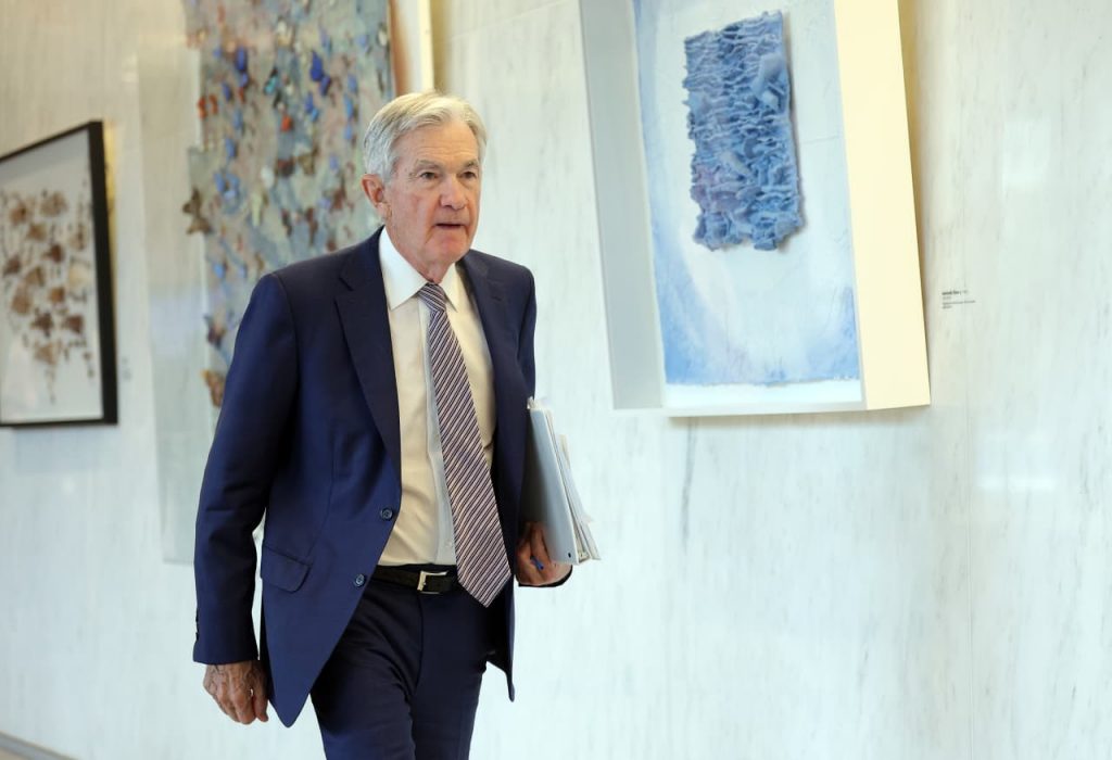 Fed chief Powell says risks to economy suggest rates could go lower or higher Fed chief Powell says risks to economy suggest rates could go lower or higher