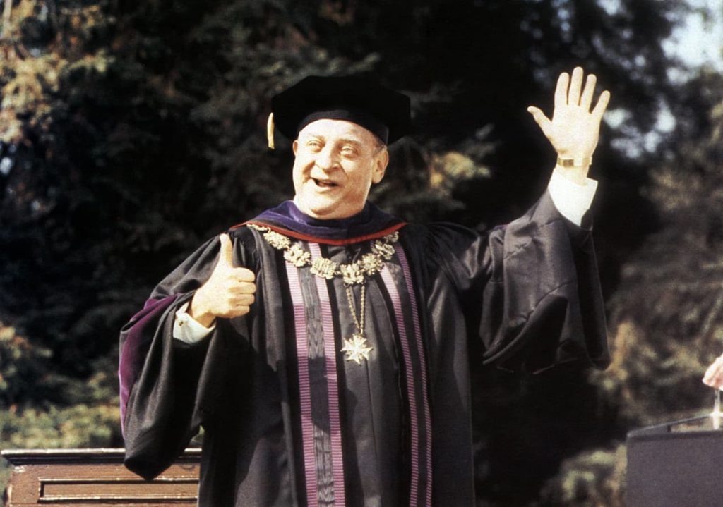 There are years-long waiting lists to retire on college campuses. 6 steps to take before enrolling.
