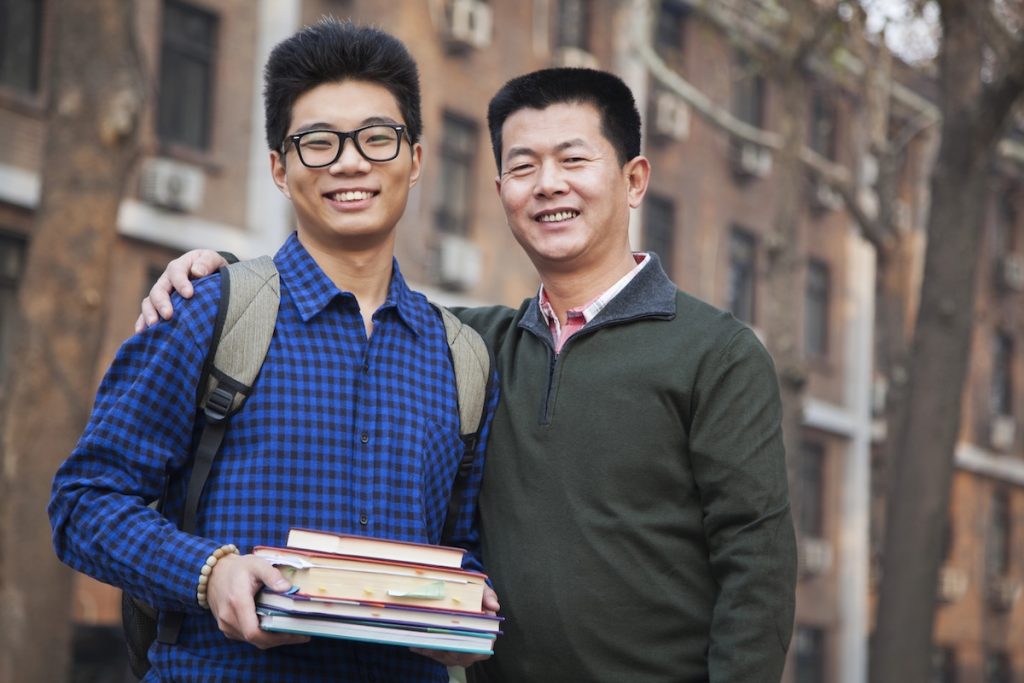 New House Bill Would Let Parents Transfer Parent PLUS Loans To Their Kids Parent PLUS loan Parent and Student